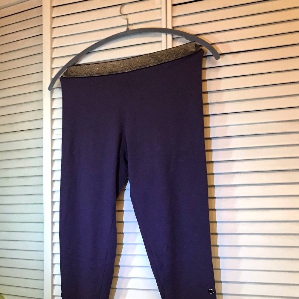 Victoria’s Secret leggings